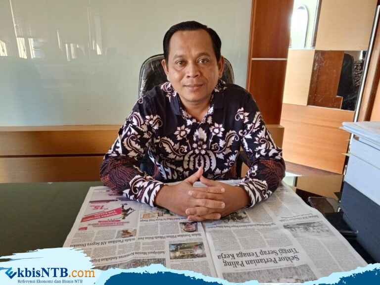 Tinjau Ulang Rencana Impor Ayam Beku Tinjau Ulang Rencana Impor Ayam Beku