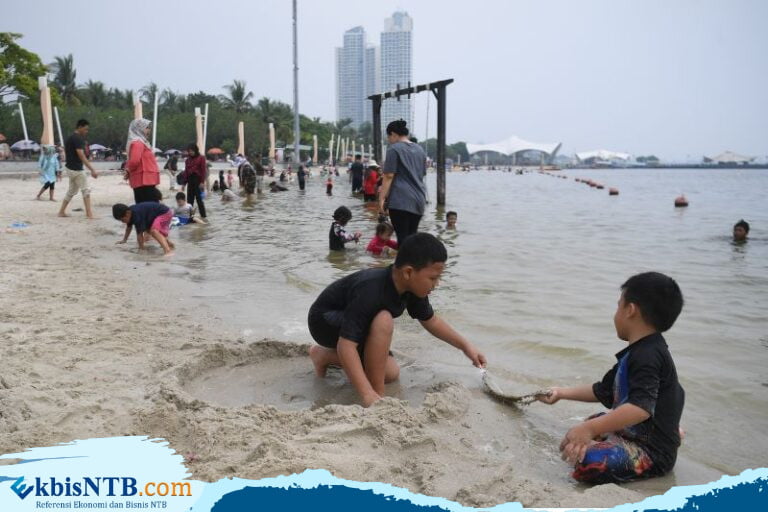 Survei: Berlibur Ke Luar Kota Lebih Diminati Ketimbang “Staycation” Survei: Berlibur Ke Luar Kota Lebih Diminati Ketimbang “Staycation”