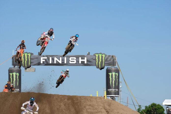 Event Motocross Grand Prix (MXGP) seri 11 dan 12 yang sedang berlangsung di eks bandara selaparang lombok 7 Juli 2024 (ekbisntb.com/ist)