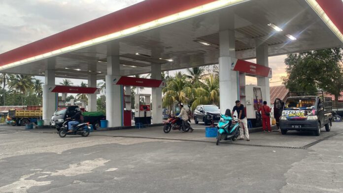 Penyaluran pertalite subsidi(ekbisntb.com/bul)