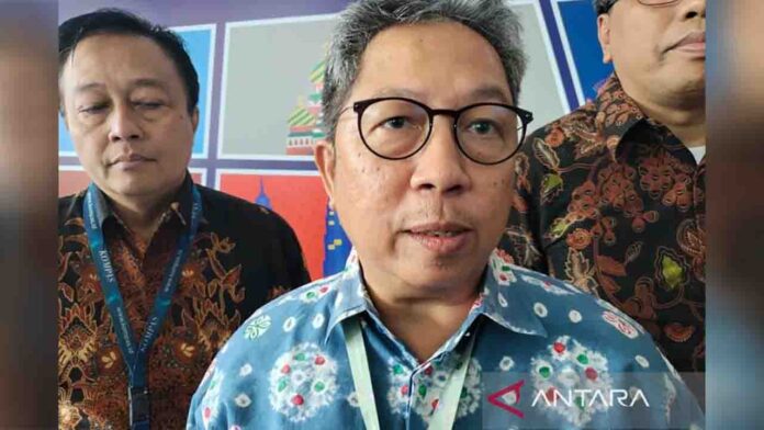 Kementerian Pariwisata dan Ekonomi Kreatif (Kemenparekraf) secara intens melakukan koordinasi dalam satuan tugas (satgas) penurunan harga tiket pesawat yang dibentuk oleh pemerintah.(ekbisntb.com/ant)