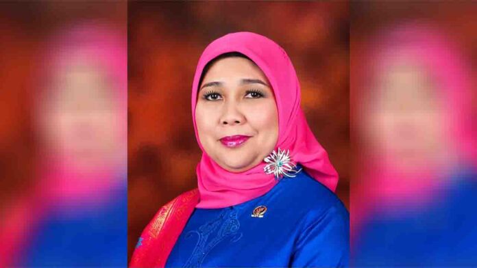 Hj. Baiq. Diyah Ratu Ganefi(ekbisntb.com/bul)