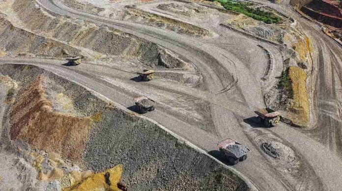 Area Tambang AMMAN Mineral(ekbisntb.com/era)