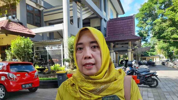 Lale Widiahning(ekbisntb.com/hir)