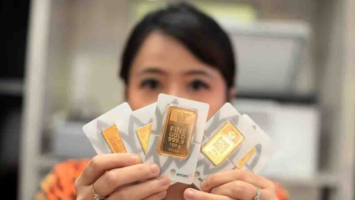 Harga Emas Antam Alami Kenaikan Rp2,296 Juta Per gram