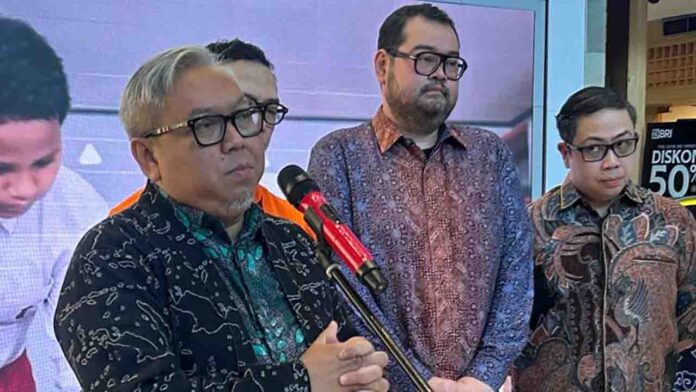 KemenUMKM dan e-commerce Tertibkan Pakaian Impor Bekas secara Selektif