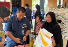Capai 81 Persen, 423 Ribu Sasaran di NTB Telah Terima Bantuan Pangan Beras dan Minyak Goreng