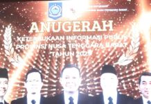 Satpol PP NTB Raih Penghargaan OPD Informatif