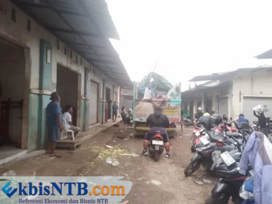 Harga Bawang Merah Melonjak Drastis