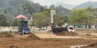 Proyek Alun-Alun Kota Gerung Ditarget Tuntas Sebelum HUT Lobar Proyek Alun-Alun Kota Gerung Ditarget Tuntas Sebelum HUT Lobar