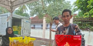 Kejari Dompu Gelar Pasar Murah