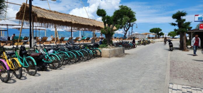 Kawasan Gili Trawangan yang memesona. Pengembangan investasi di kawasan ini masih belum maksimal, karena masuk dalam kawasan konservasi. (Suara NTB/dok) Telan Anggaran Rp7,4 Miliar, Gubernur Surati Kemenhut Ubah Status Kawasan Gili Tramena