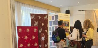 Dari Ruang Kelas ke Eropa, Batik Sasambo Siswa SMKN 5 Mataram Promosikan NTB di Jerman Dari Ruang Kelas ke Eropa, Batik Sasambo Siswa SMKN 5 Mataram Promosikan NTB di Jerman