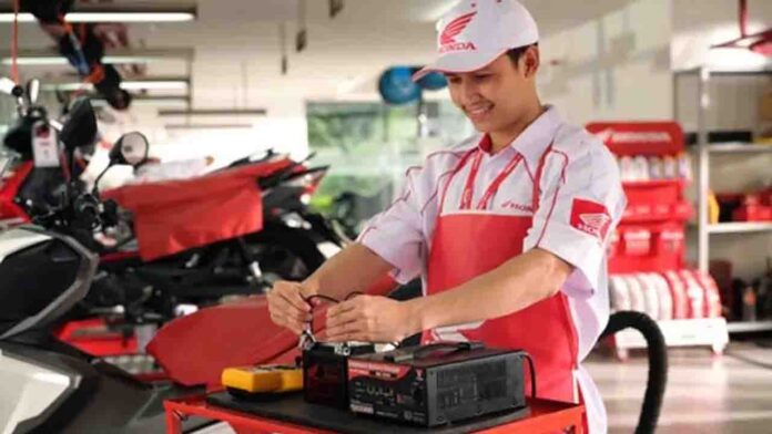 Astra Motor NTB Ingatkan Pentingnya Cek Aki Motor Secara Rutin