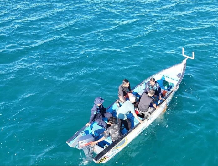 Salahi Aturan, Pemprov Tertibkan Pelampung Tambat Nelayan di Perairan Senggigi
