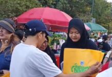 6.000 Tas Guna Ulang Disiapkan untuk Pasar Tradisional di Mataram 6.000 Tas Guna Ulang Disiapkan untuk Pasar Tradisional di Mataram