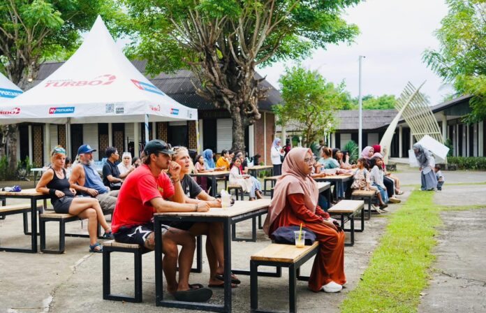 Hidupkan Bazar Mandalika, ITDC Gelar Nobar Piala Dunia Hidupkan Bazar Mandalika, ITDC Gelar Nobar Piala Dunia