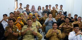 Capaian di Bawah Target, Bupati Amar Minta Masyarakat Sukseskan Sensus Ekonomi Capaian di Bawah Target, Bupati Amar Minta Masyarakat Sukseskan Sensus Ekonomi