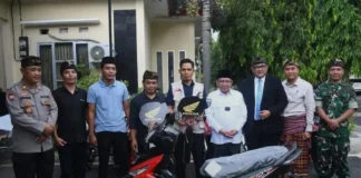 Pemda KLU Gelontorkan 113 Unit Motor untuk Kepala Dusun Pemda KLU Gelontorkan 113 Unit Motor untuk Kepala Dusun