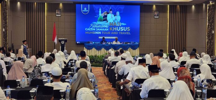 SILATURAHMI - Silaturrahmi jamaah calon haji khusus Muhsinin. (EKBIS NTB/ist) Ratusan Jemaah NTB Daftar Haji Khusus Lewat Muhsinin
