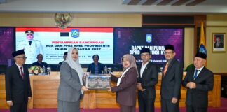 Pemprov Serahkan Rancangan KUA-PPAS APBD Murni 2027 ke DPRD NTB Pemprov Serahkan Rancangan KUA-PPAS APBD Murni 2027 ke DPRD NTB
