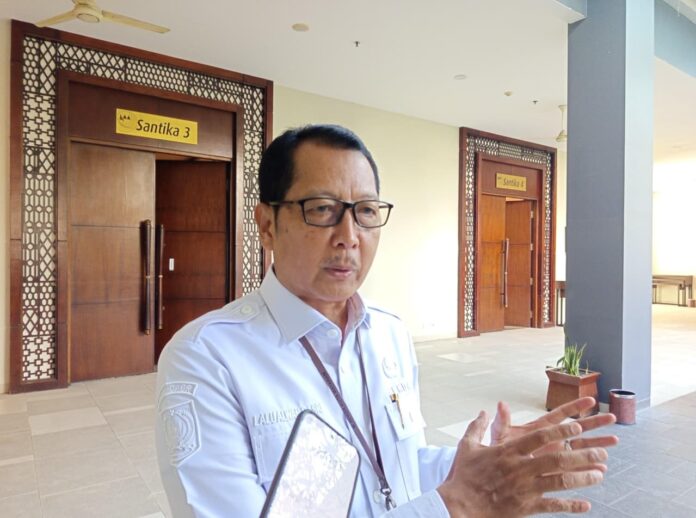 H. Lalu Alwan Basri (Suara NTB/pan) Masih Evaluasi Kinerja, Gaji Ke-13 PPPK Paruh Waktu di Mataram akan Cair Juli