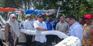 Menteri KKP Minta Pasar Ikan di Kawasan KNMP Bintaro Dibenahi Menteri KKP Minta Pasar Ikan di Kawasan KNMP Bintaro Dibenahi