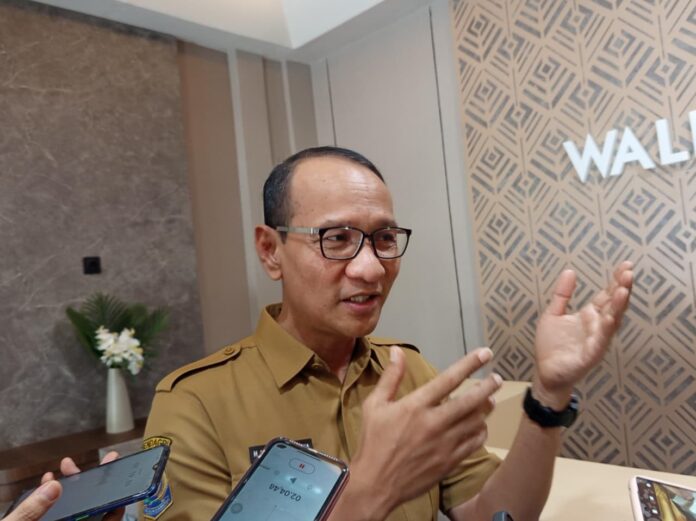 H. Mohan Roliskana (Suara NTB/pan) Setara Hotel Melati, Pemkot Mataram akan Siapkan Regulasi Pajak Rumah Kos
