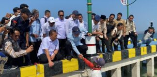 Pusat Bantu Nelayan Ekas Buana 50 Unit Kapal Pusat Bantu Nelayan Ekas Buana 50 Unit Kapal