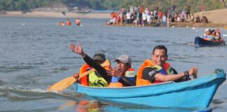 Lomba Dayung Buka Peluang Wisata Olahraga Diwu Moro Lomba Dayung Buka Peluang Wisata Olahraga Diwu Moro
