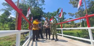 Diresmikan Serentak oleh Presiden, Jembatan Garuda Aik Bual Mulai Digunakan Warga Diresmikan Serentak oleh Presiden, Jembatan Garuda Aik Bual Mulai Digunakan Warga