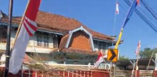 Diduga Sengketa Lahan, Kantor Desa Kebon Ayu Kembali Disegel Warga Diduga Sengketa Lahan, Kantor Desa Kebon Ayu Kembali Disegel Warga