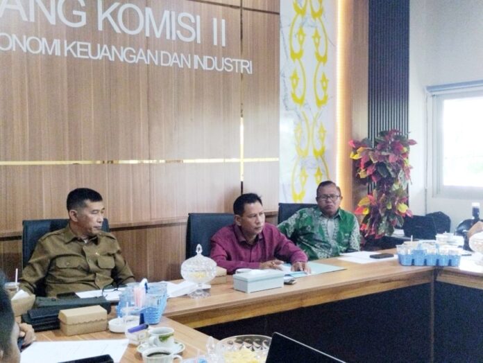 Percepatan Program Listrik Masuk Desa