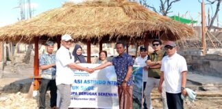ASTINDO NTB Serahkan “Sekenem” untuk Percepatan Pemulihan Aktivitas Wisata di Sade ASTINDO NTB Serahkan "Sekenem" untuk Percepatan Pemulihan Aktivitas Wisata di Sade