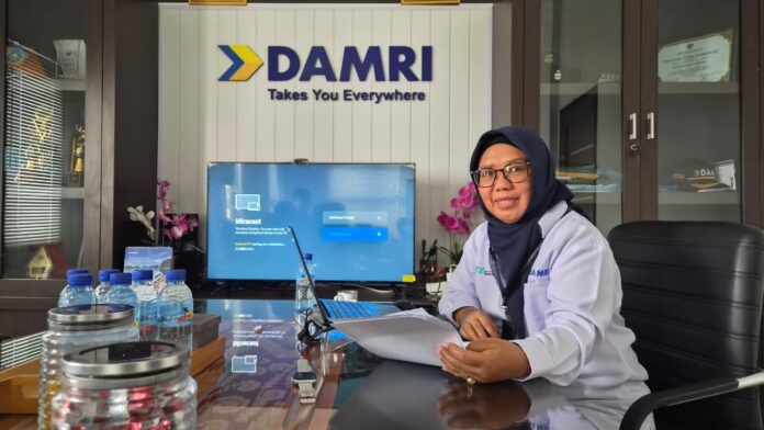 Zuryani.(Suara NTB/bul) DAMRI Siapkan 118 Bus untuk Angkutan Penonton MotoGP Mandalika 2026