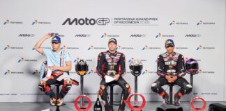 Bezzecchi Juara MotoGP Mandalika Raul Fernandez Berjuang dengan Dua Jari Patah Bezzecchi Juara MotoGP Mandalika Raul Fernandez Berjuang dengan Dua Jari Patah