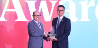 Transformasi Berorientasi Pelanggan, PLN Raih Sector Champion dan Runner Up BUMN Layanan Terbaik Danantara Indonesia CX100 Award 2026