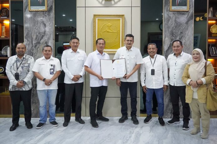 Beralih ke Syariah PT BPR Berupaya Turunkan Kredit Macet