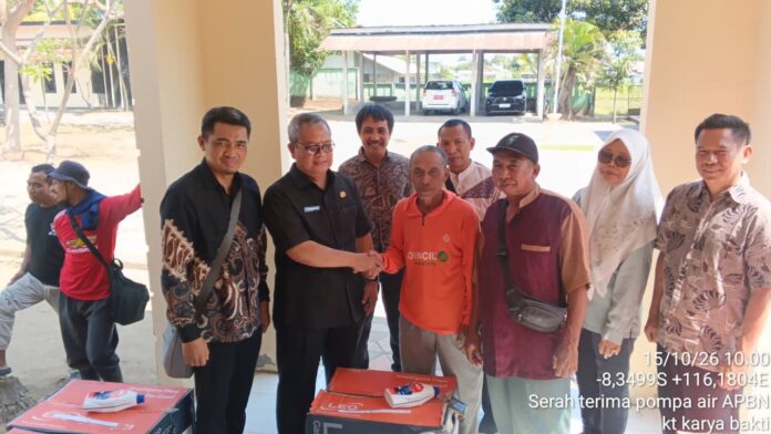 Kekeringan EkstremPemda KLU Salurkan Pompa Air ke Petani
