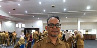 Efisiensi Anggaran dengan Digitalisasi KTP Efisiensi Anggaran dengan Digitalisasi KTP