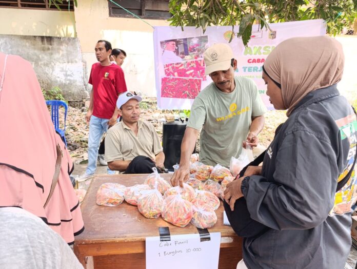 Hari Pangan SeduniaDKP Lotim Libatkan Champion Cabai di Pasar Murah