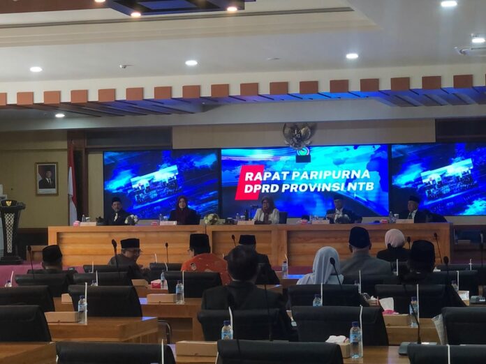 Penjelasan Penundaan Rapat Paripurna APBD NTB Tahun Anggaran 2027
