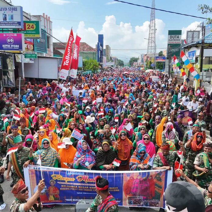 Pawai Rimpu Mantika Kembali Diusulkan Masuk KEN 2027